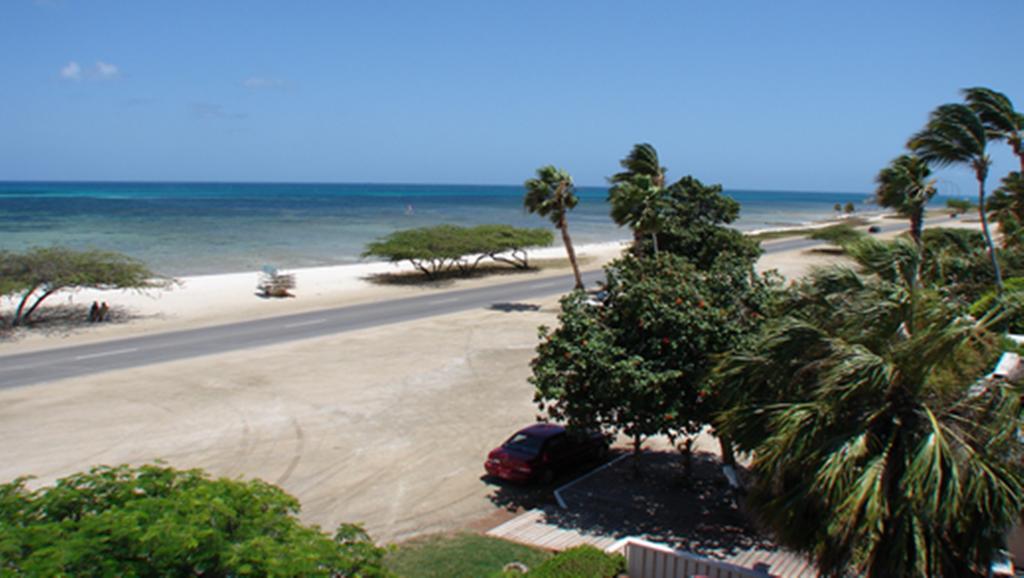 Aruba Beach Villas Palm Beach ภายนอก รูปภาพ